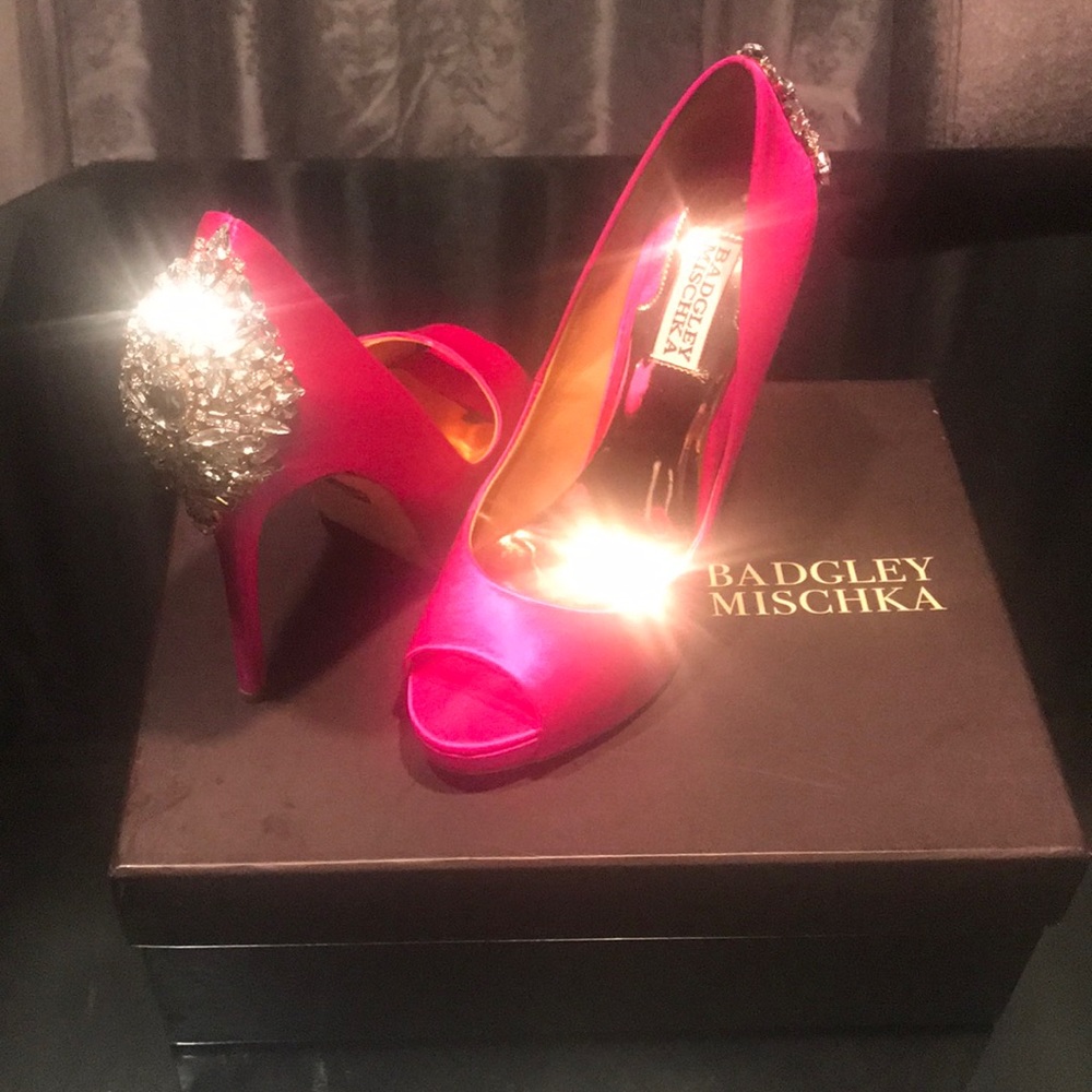 COPY - Badgley Mischka Kiara Crystal Pink Open To…